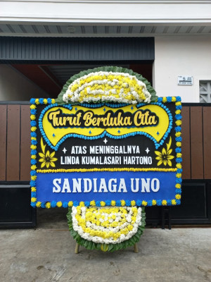 Papan Bunga Duka di Airputih